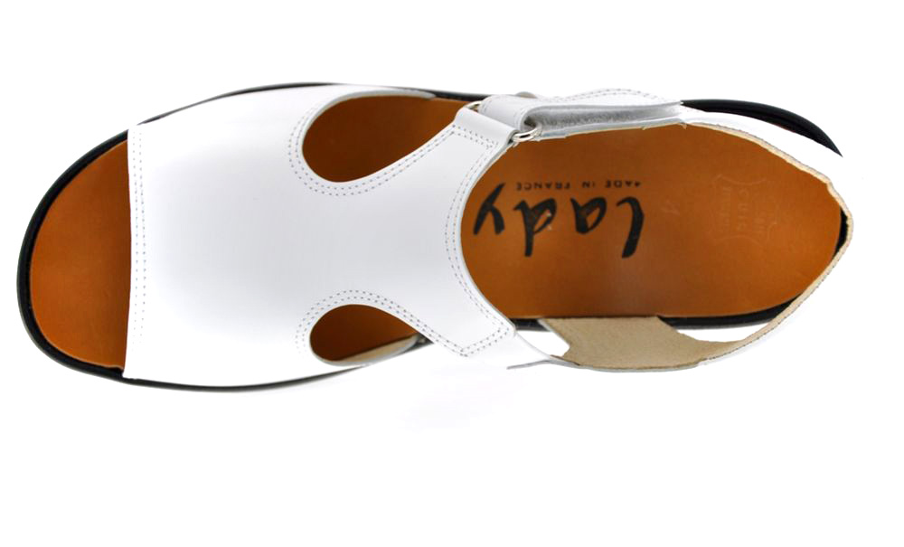 nu pied blanc